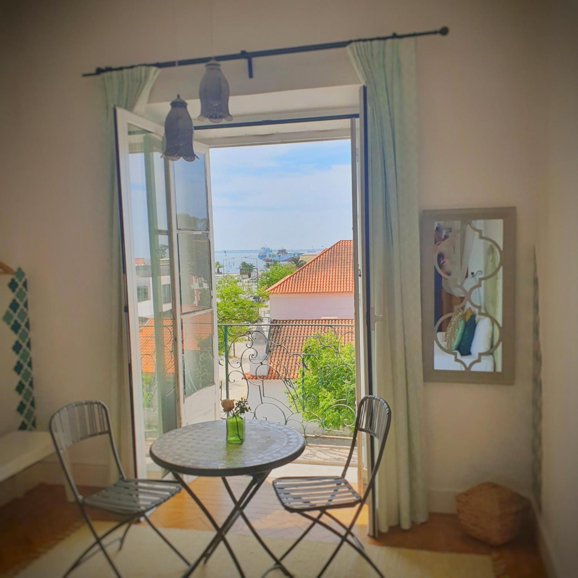 שטובל Alojamentos Vista Mar-Luisa Todi מראה חיצוני תמונה